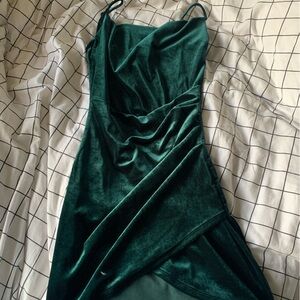 velvet windsor hoco dress!!